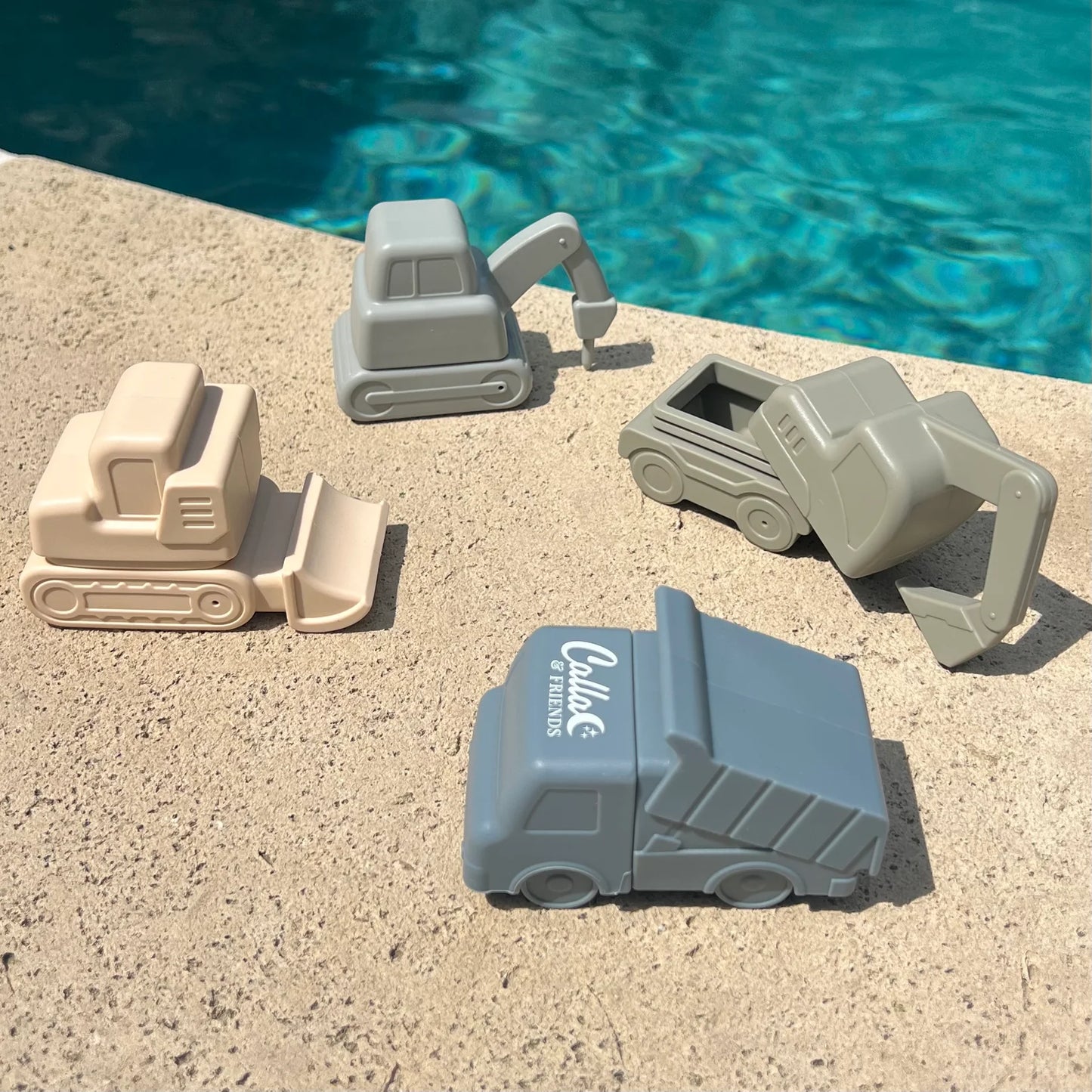 Grant's Truck Bath Toys - Calla & Friends