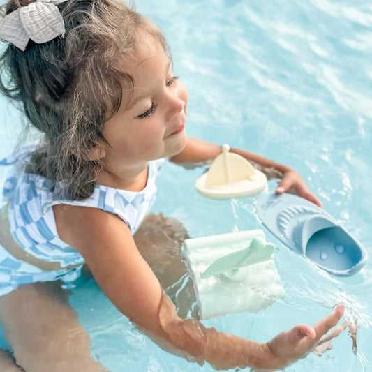 Ryder's Racing Bath Boats by Calla & Friends